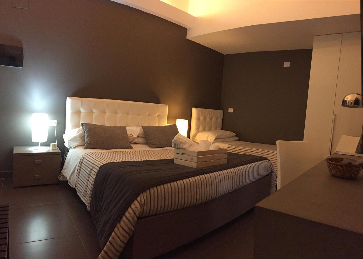 Ottomood Ala Ovest Catania Centro Bed & Breakfast Bagian luar foto